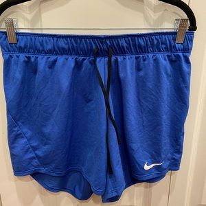 BRAND NEW. NIKE SHORTS